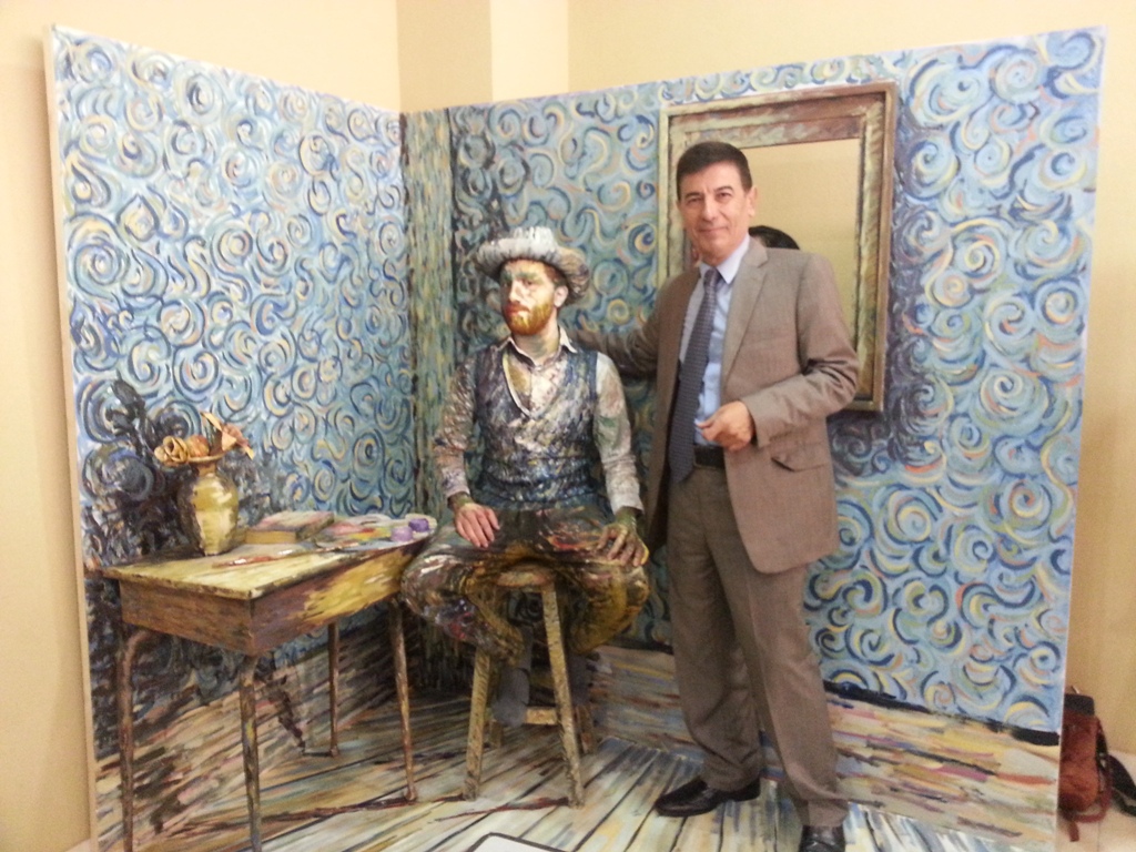 يوسف غزاوي مع 