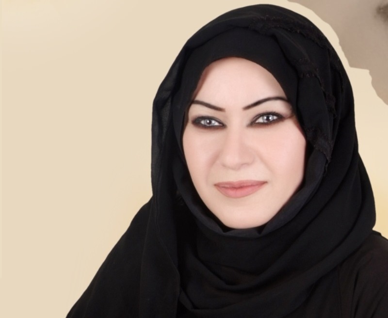 الشاعرة هدى صادق: إختصر موقع الخيام كل المسافات وحجز لنا تذاكر سفر مجانية لنقلع مع الشوق ونحط على اقدس المطارات في الخيام