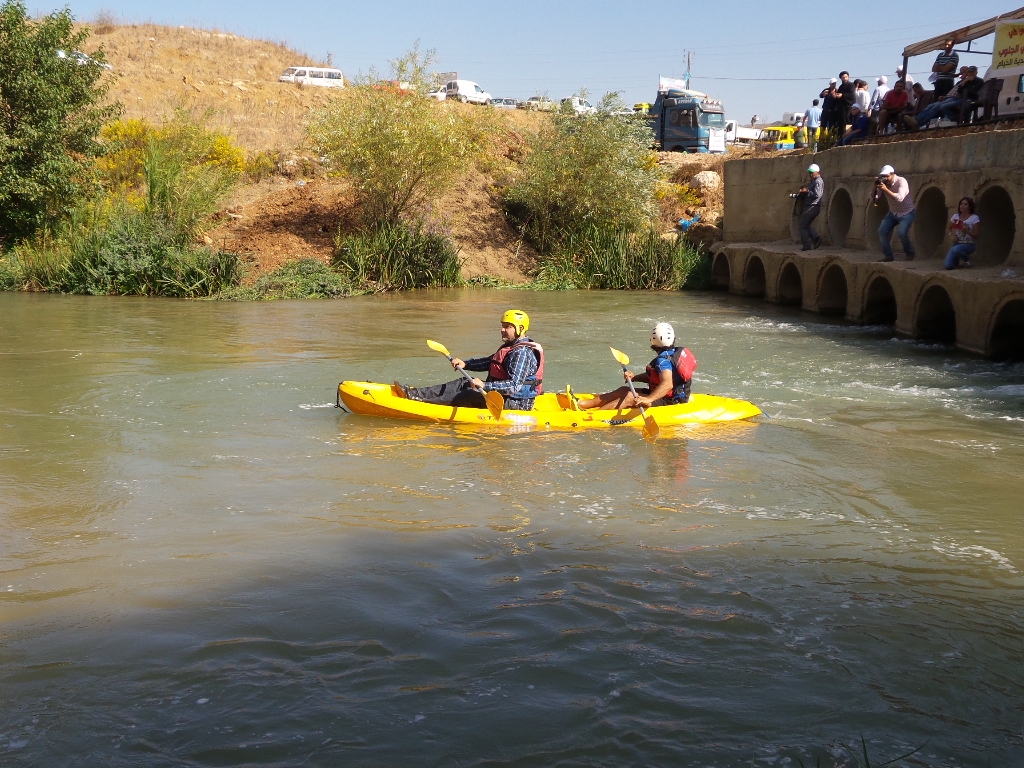النائب فياض يشارك في نشاط الكانو - كاياك
