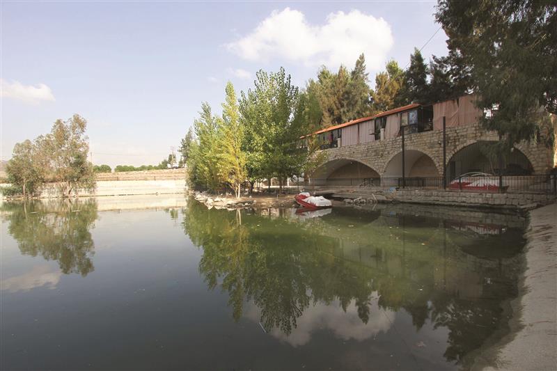 دردارة الخيام ملوثة (كامل جابر)