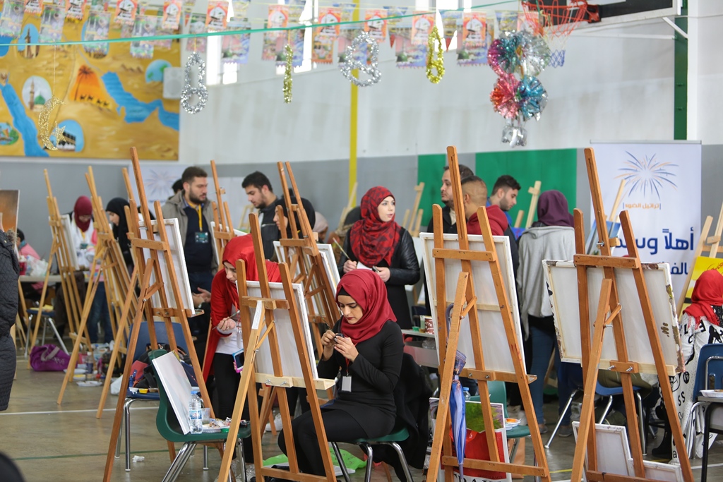 جمعية ابداع والاكاديمية الكندية اللبنانية نظما سمبوزيوم المولد والميلاد بعنوان تراتي الضوء الذي شارك اكثر من 180 فنانا ورساما