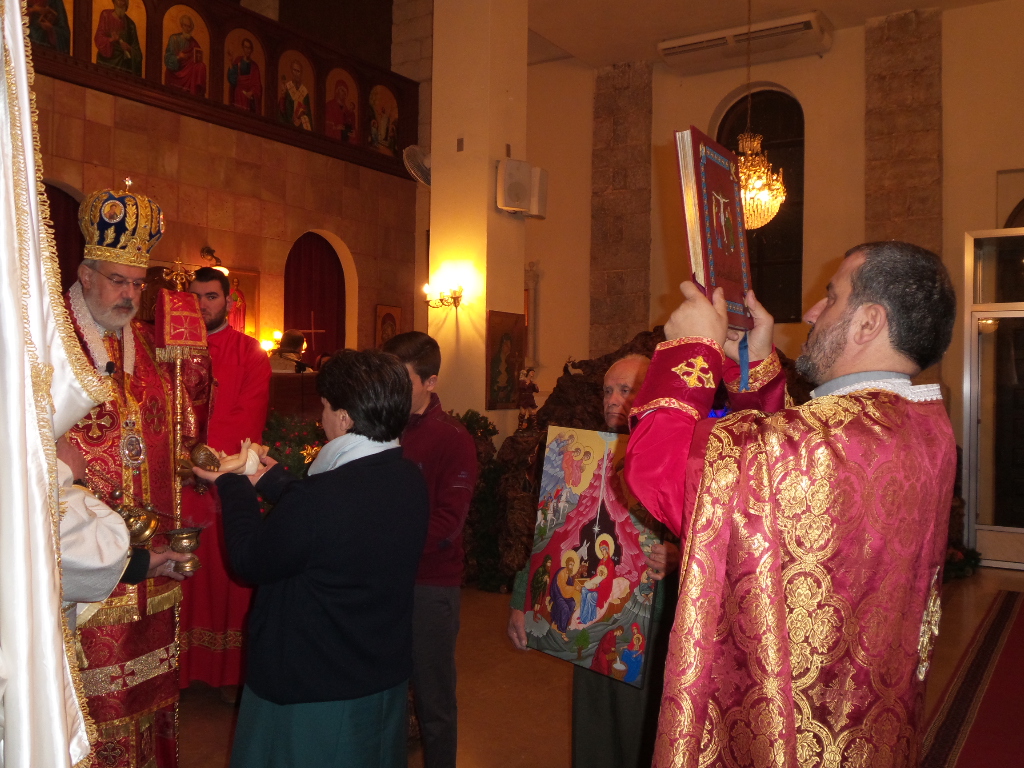 المطران كفوري متراسا قداس الميلاد في مرجعيون