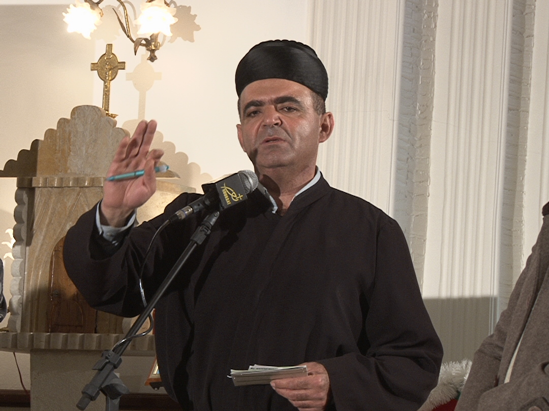 الاب حنا الخوري كاهن رعية سيدة الخلاص