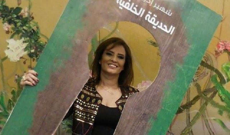 في الحديقة الخلفية.. أنّ المرأة زهرة والرجل هو البستانيّ  لا يعوزها إلاّ الريّ ليحيي رميمها متى ذبلت، ويوقد الرغبة في صميمها