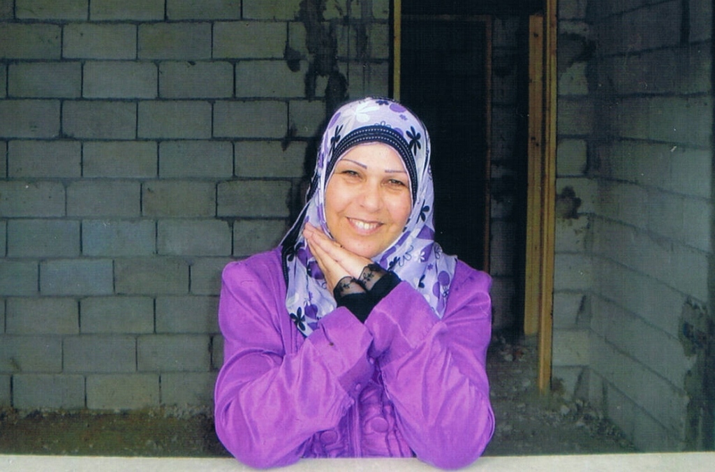 السيدة نوال عواضة: علاوة على المصيبة التي تحلّ على أهل الفقيد، يواجهون ضغوطات اخرى جراء العادات والتقالبيد ترهق كاهلهم