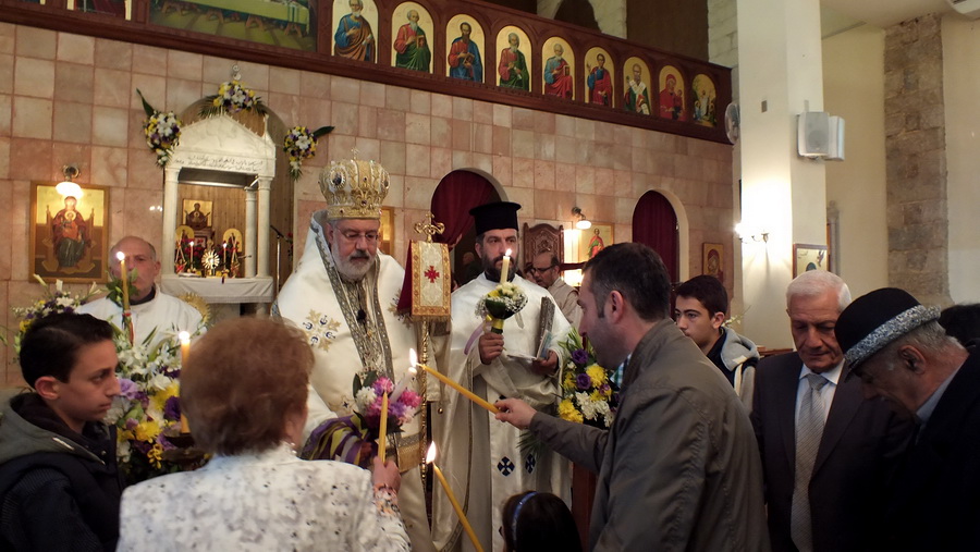 هلموا خذوا نوراً من النور الذي لا يغرب  - صورة مايا العشي – مرجعيون