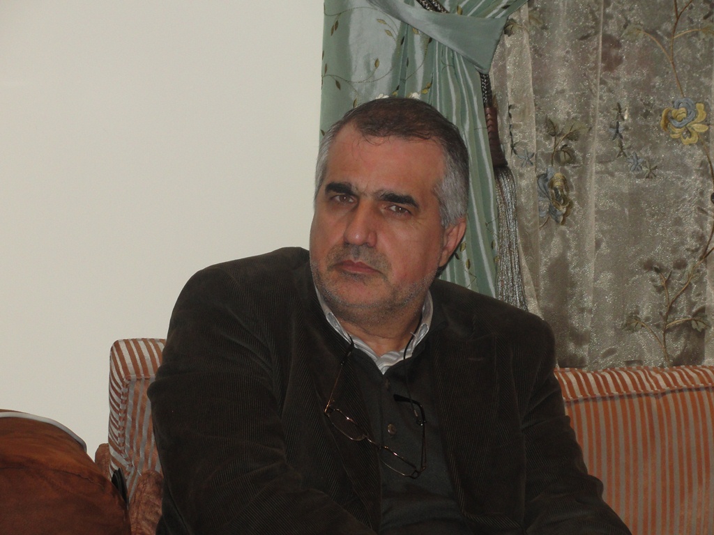 الكاتب أحمد حسّان