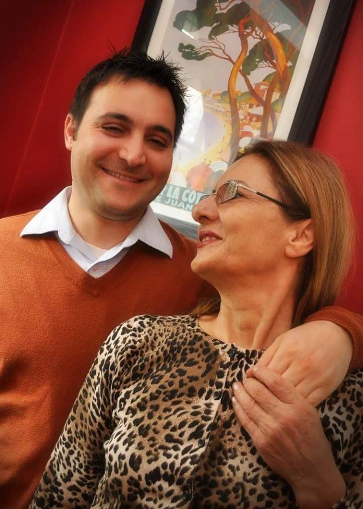 أعتذر منك يا أمّي لأنّي سببت لك الألم وحرمتك رؤيتي