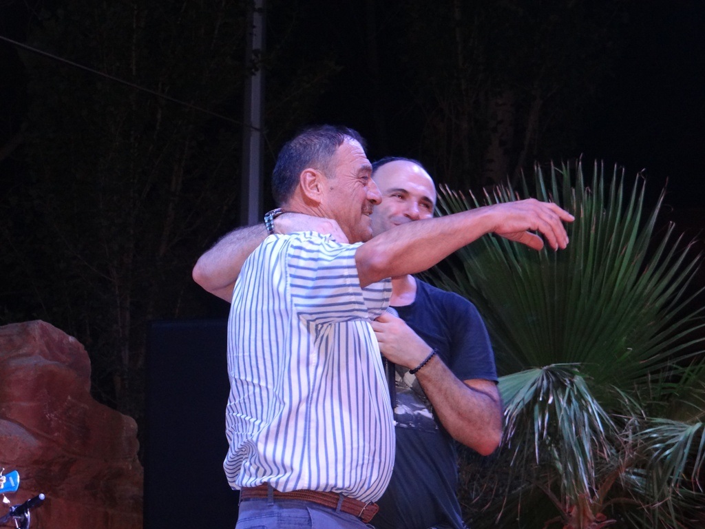 أيمن زبيب مع أبو ماجد حمرا، صاحب ومدير البحصاصة