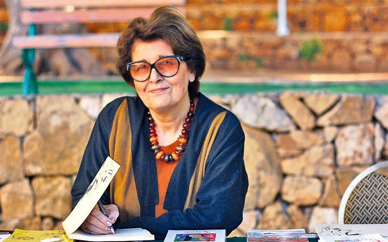 الأديبة الروائية أملي نصرالله، إبنتة بلدة الكفير - جنوب لبنان