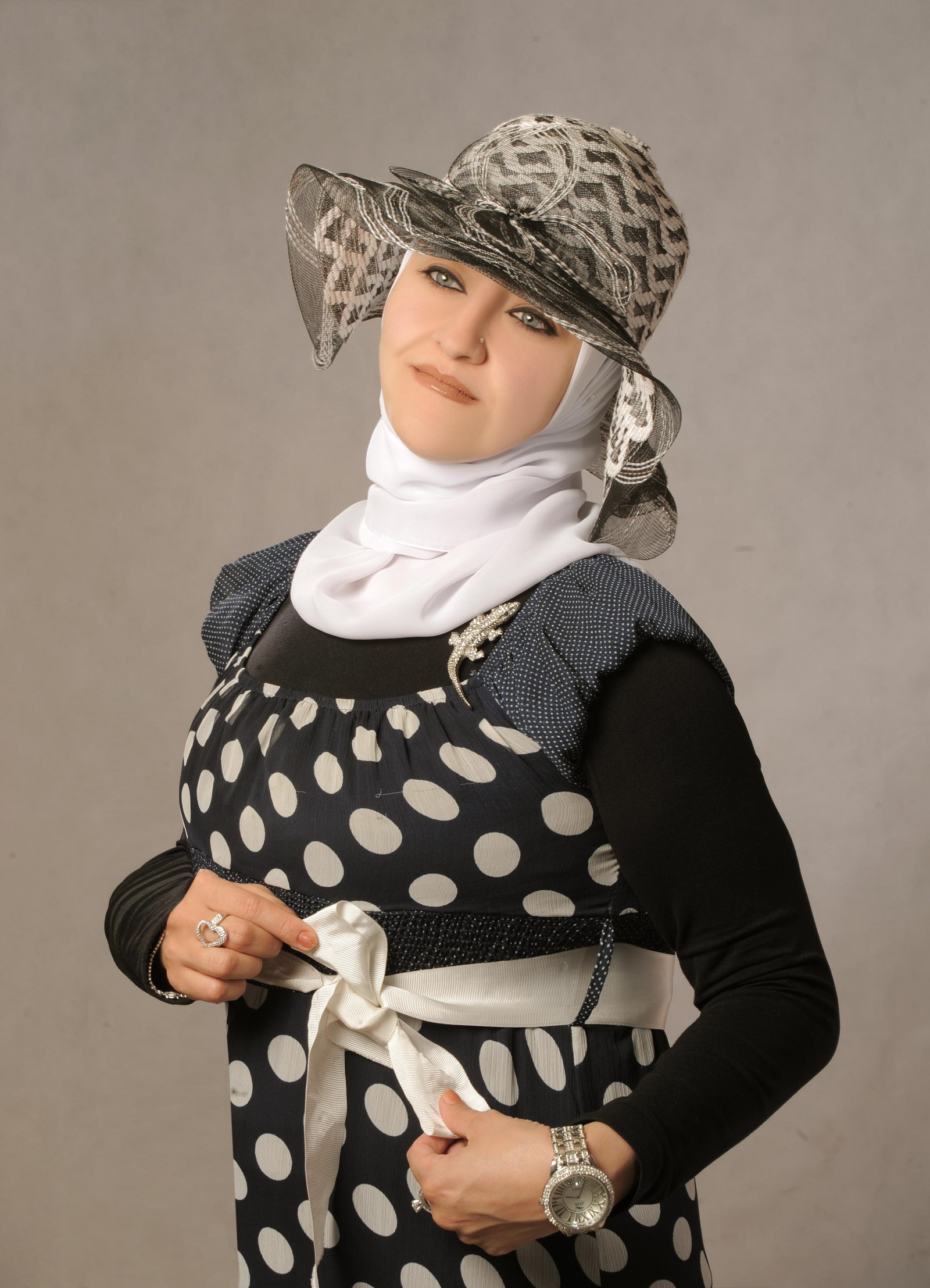 القاصة الدكتورة سناء الشعلان