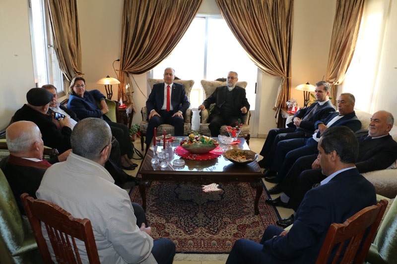 القسيس انطون ووفد المستقبل