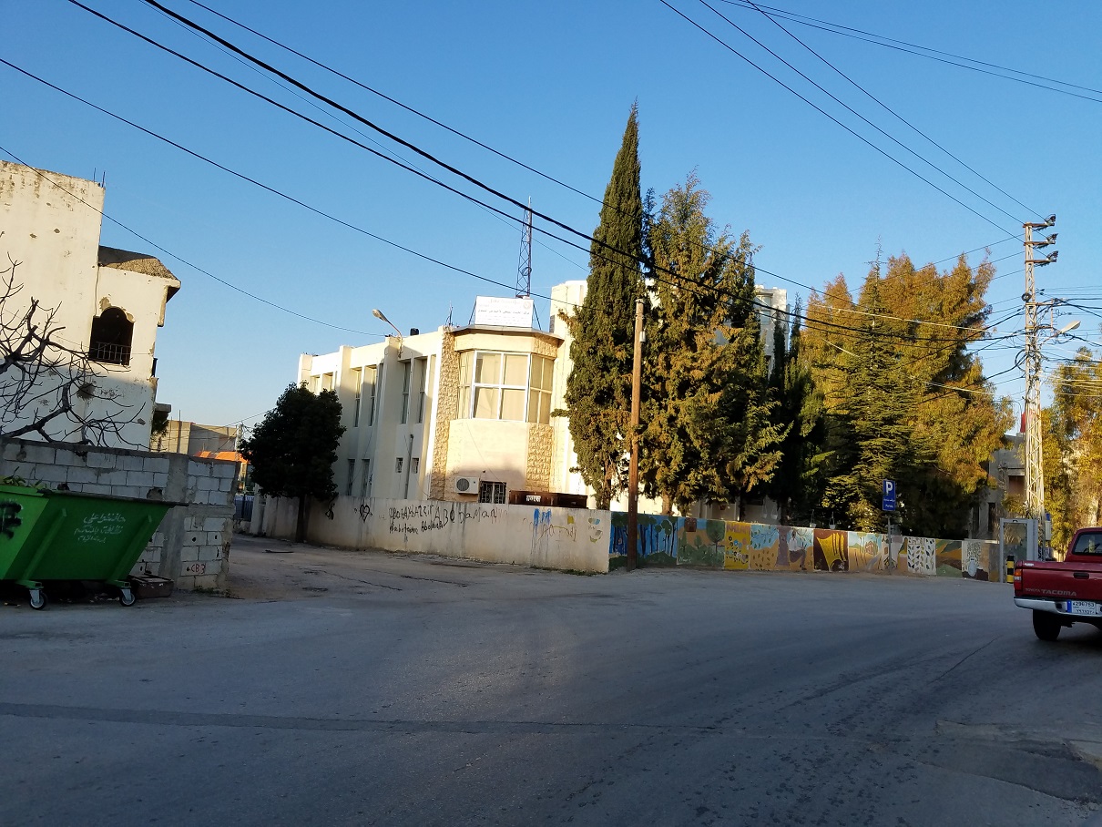 بناء آخر جرى تشييده في محلة البركة خلال فترة الإحتلال، على أرض يملكها الوقف