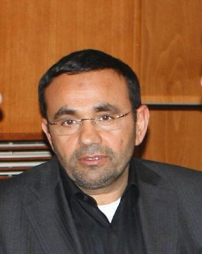 قاسم تاج الدين.. والده سائق تاكسي وبنى مع شقيقيه امبراطورية مالية.