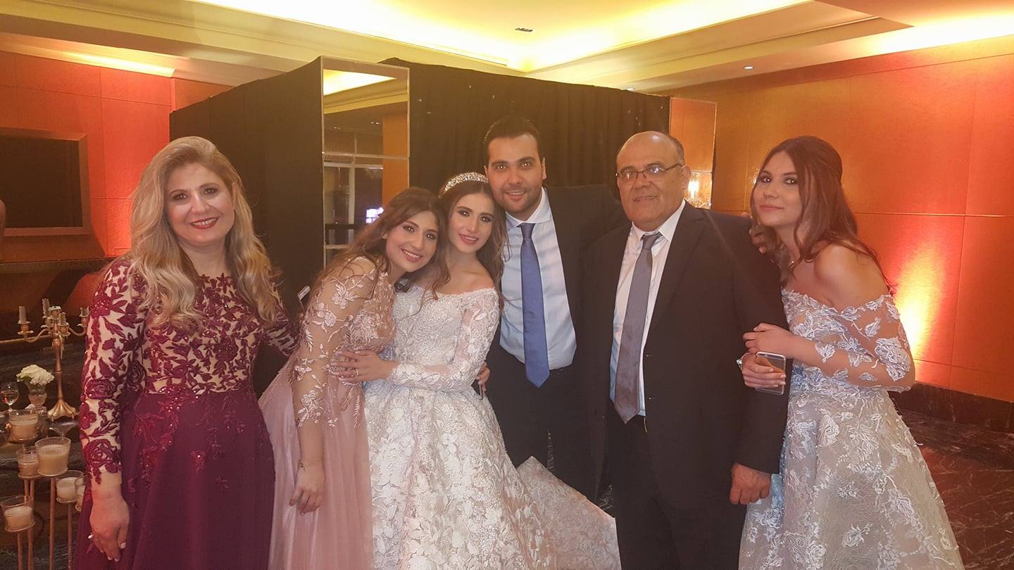 أبو غسّان فيصل رشيدي وأفراد أسرته