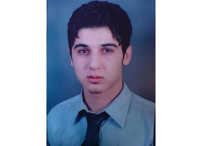 أحمد العجوز استشهد ظلماً عام 2008، اثناء عودته من عمله، خلال حركة احتجاج على انقطاع الكهرباء قرب كنيسة مار مخايل