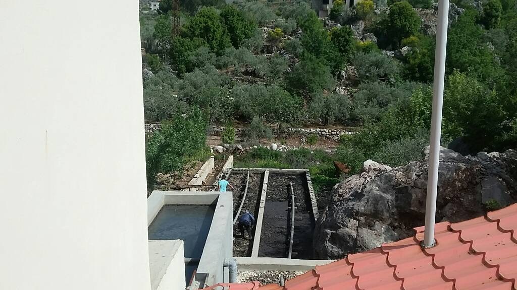 جانب من محطة التكرير - طارق ابو حمدان