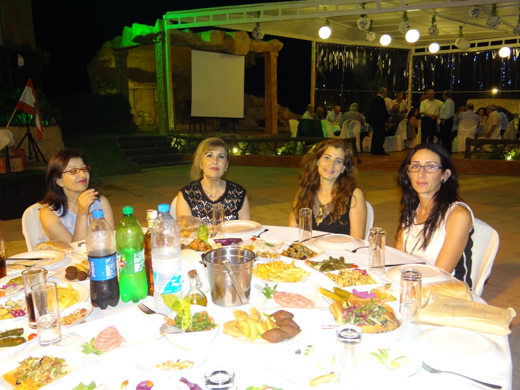 من  حفل العشاء السنوي السابق لنادي الخيام الثقافي الاجتماعي