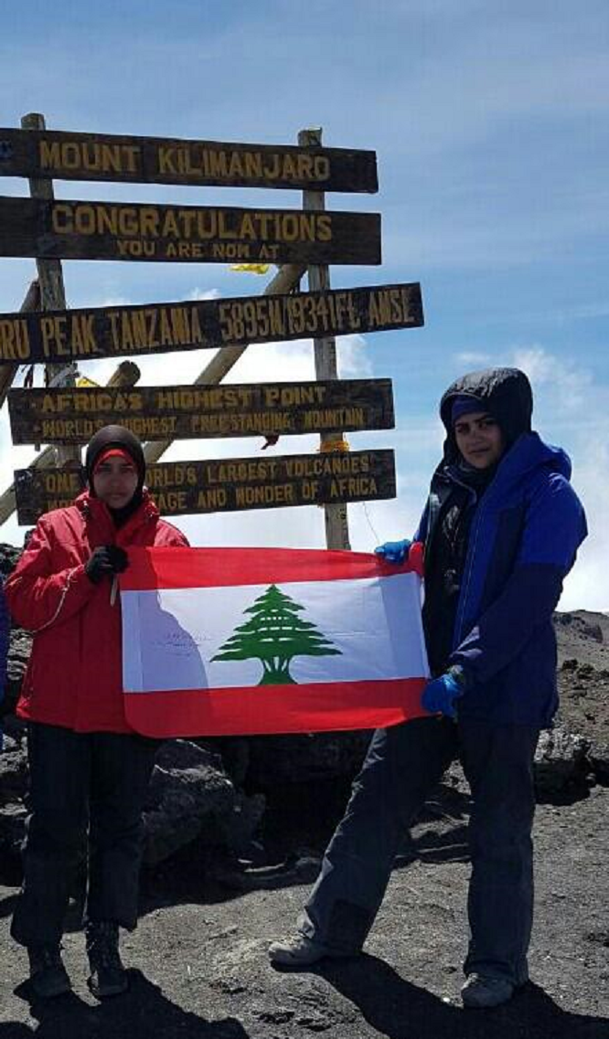 البطلة الرياضية في مجال تسلق قمم الجبال روان دقيق، حفيدة الخيام