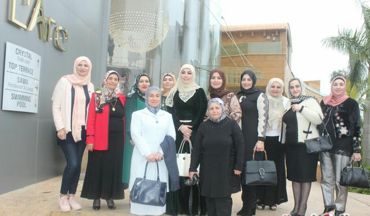 سفيرة النوايا الحسنة الكاتبة والمستشارة الدولية هنادي عبّاس الزيّات في أحد أنشطتها في مغدوشة - من الأرشيف