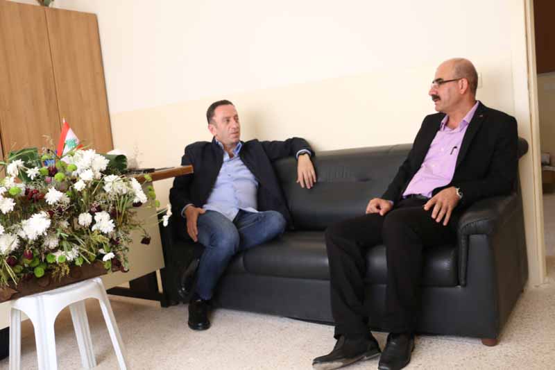 الخطيب ومدير ومدرسة عين قنيا سهيل حديفة