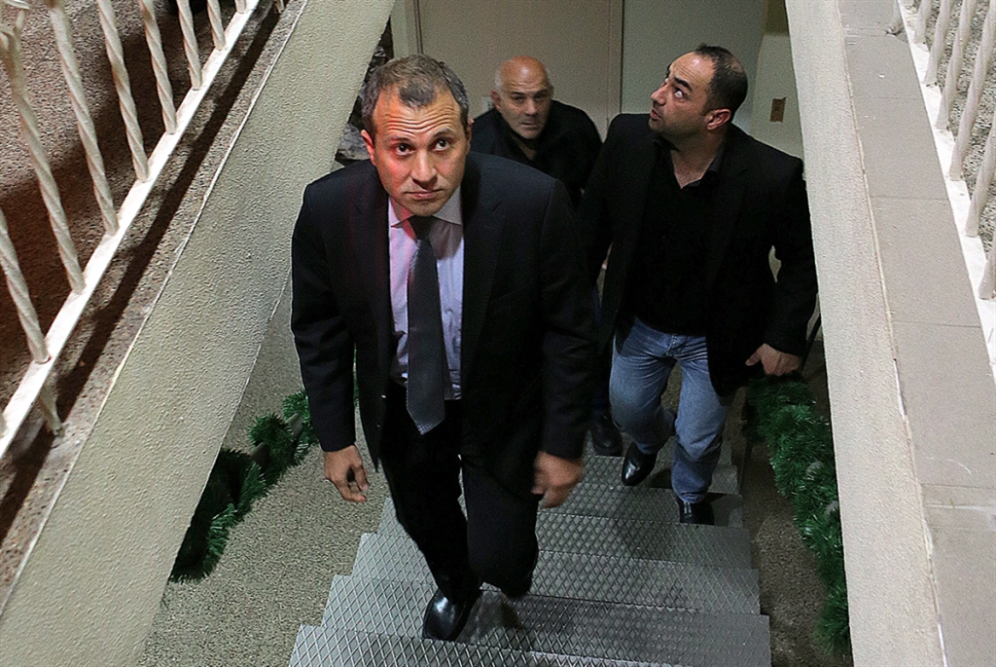 باسيل: كل حلّ غير العودة للنازحين السوريين سوف يُبقي السكين على أعناقكم (هيثم الموسوي)