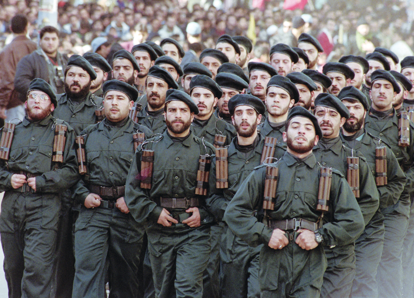 لا يدافع «الحزب» عن بعض المفردات التي استخدمها وهّاب في سجاله مع الحريري، لكنه يعتبر في الوقت نفسه انّ هناك أصولاً لمساءلته قانونياً