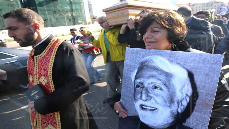 آمن بالإنسان وبكل تجرد .. ورحل .( الانترنيت)