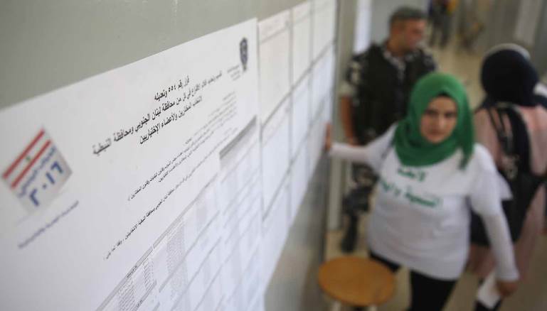 الكل يضع اللوم على الشيوعي في عرقلته توحيد قوى المعارضة (علي علوش)