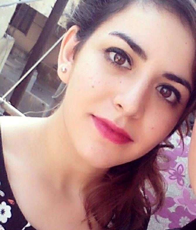 الطالبة الجامعية ليلى كربلاء