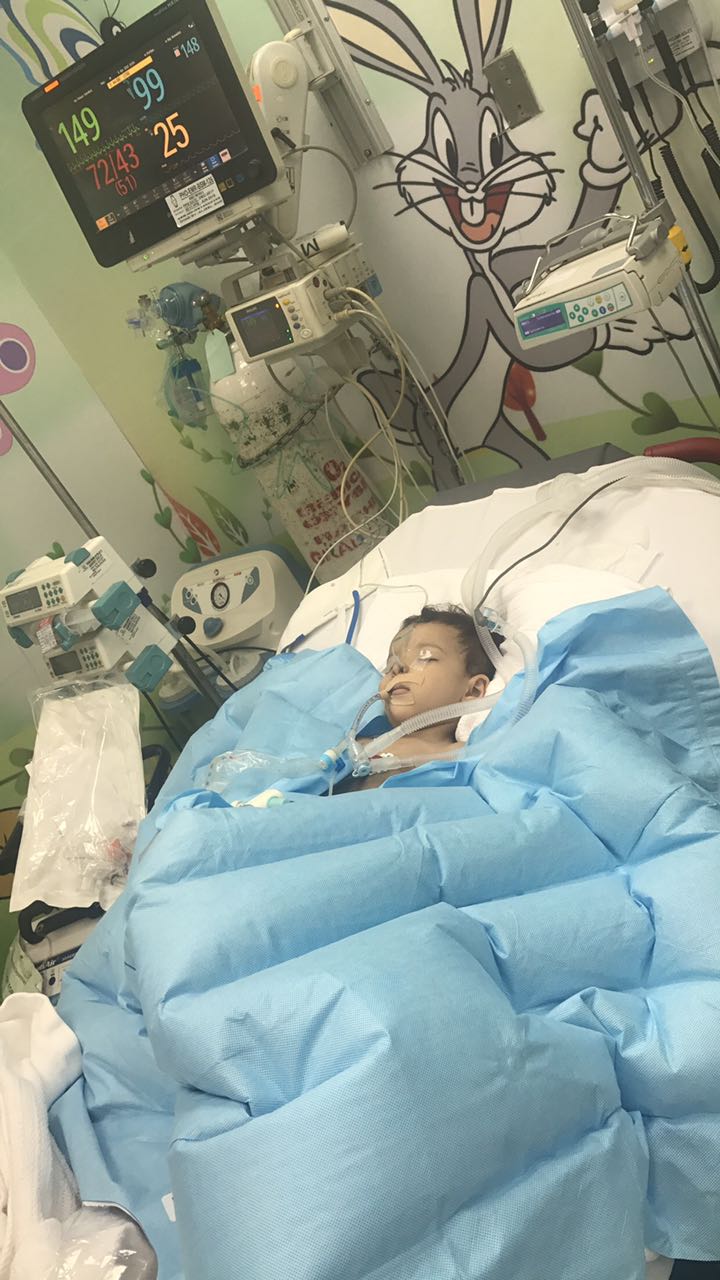 الطفلة ترف في العناية المركزة