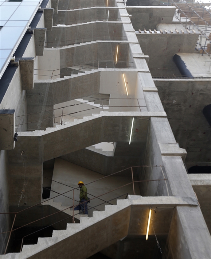 روني لحود يطلب عدم قبول أي طلب قرض سكني جديد «حتى إشعار آخر»(هيثم الموسوي)