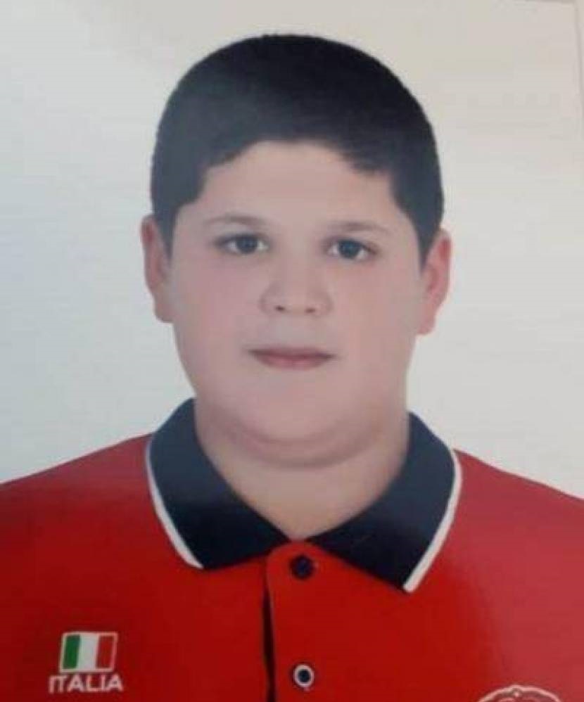 خسر سليم هادي روحه برصاصة طائشة مصدرها فرح مقام في مخيم \