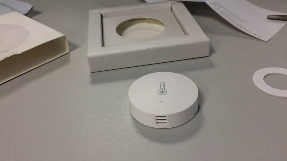 جهاز لاستشعار درجة الحرارة والرطوبة في منزلك من شياومي