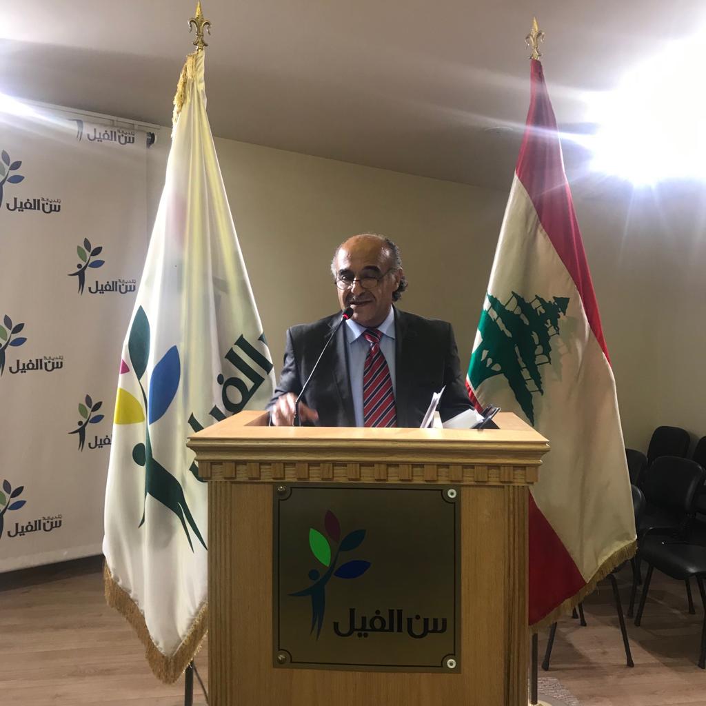 الشاعر حكمت بشنق