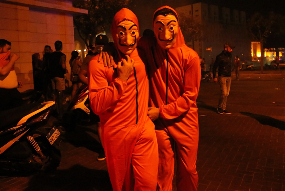 يسقط «بيت المال»... من أين لك هذا؟ شعارات وشتائم: لقد انكسر المحظور