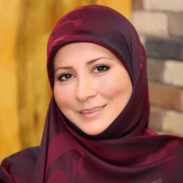 الاعلامية وفاء بيضون