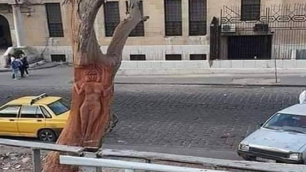 منحوتة الالهة عشتار