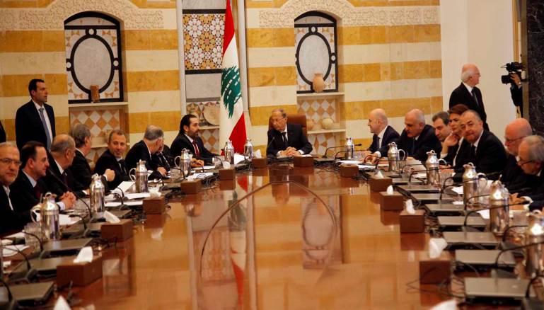 الضرائب والرسوم تأخذ حيّزا مهماً في سياق إنجاح عملية خفض الإنفاق وزيادة الإيرادات (ريشار سمور)