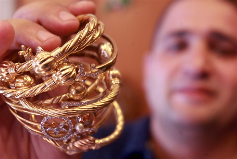 الوسائل التقليدية لفحص الذهب تكون قاصرة في كثير من الأحيان عن الكشف على طبيعة المعدن الفعلي للقطع (هيثم الموسوي)