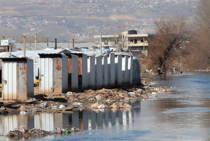 ألزم الحكم المدعى عليها إنشاء محطة تكرير في كل مخيم للنازحين (هيثم الموسوي)