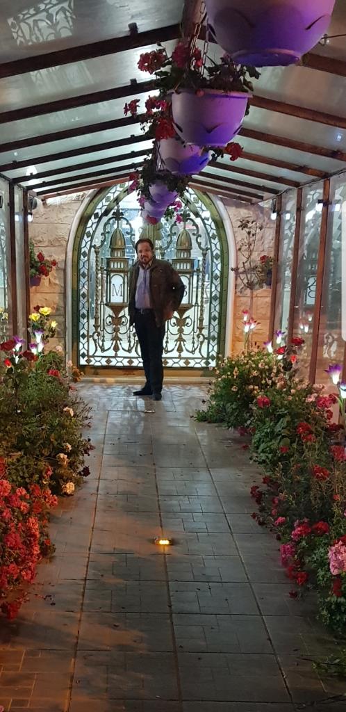 شلالات المياه المتدفقة في دارته