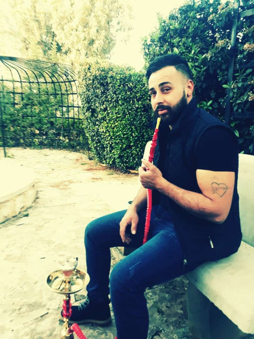 محمد بدر عتمه قبل تعرضه للحروق