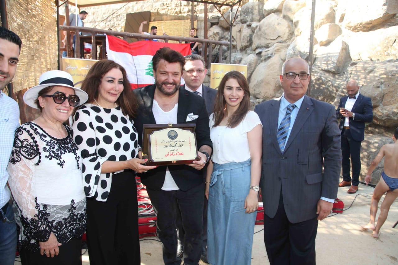 شهادة تقدير للفنان النجم علاء زلزلي