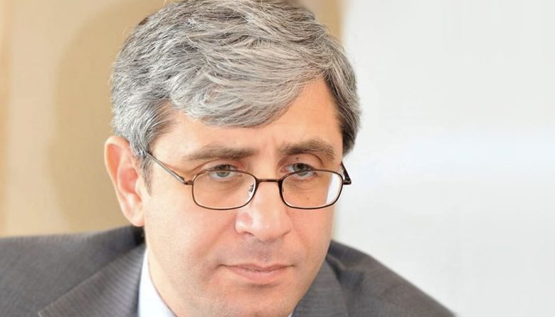 الوزير الدكتور طارق المجذوب