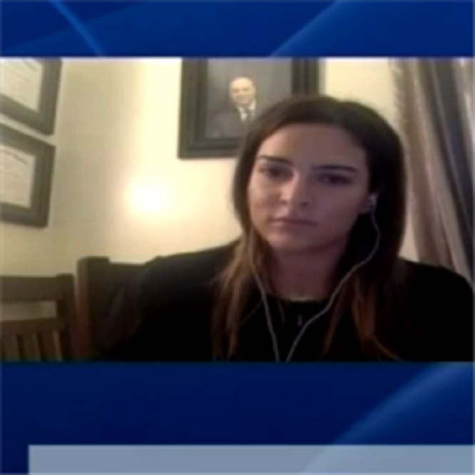 وصفت غيلا الفاخوري والدها ب «الناشط السياسي»