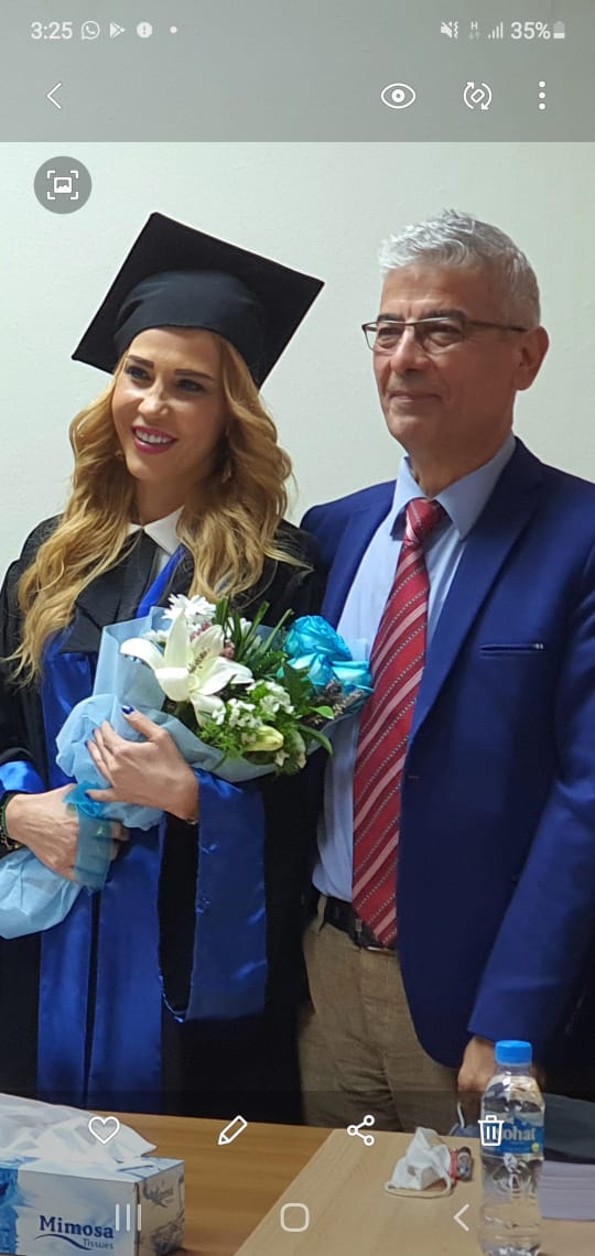 الأستاذة الجامعيّة سوزان شكرون وزوجها البروفسور بوسف غزاوي