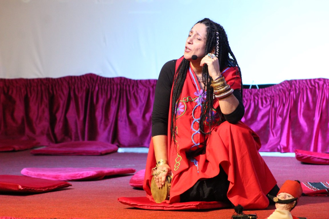 عرض للحكواتية نسيم علوان من المشاركين في الحكايات الرمضانية