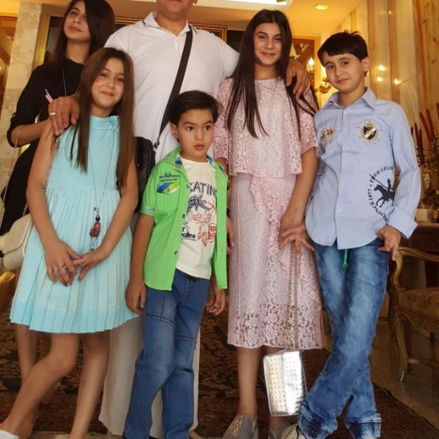 عند الخامسة من عصر اليوم رفع قاسم خشيش الصوت عالياً بعد أن تُرك هو وأطفاله من دون فطور طيلة النهار