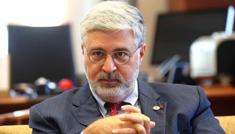 رئيس الجامعة الأميركية في بيروت، الدكتور فضلو خوري